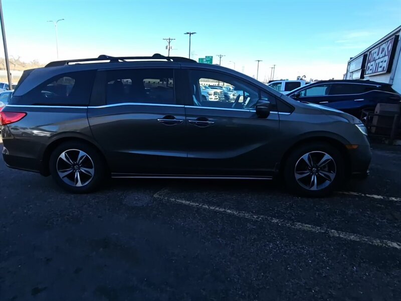 2018 Honda Odyssey Touring - Photo 7 - San Diego, CA 92154