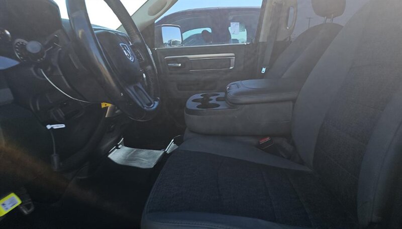 2017 RAM 1500 SLT - Photo 13 - San Diego, CA 92154