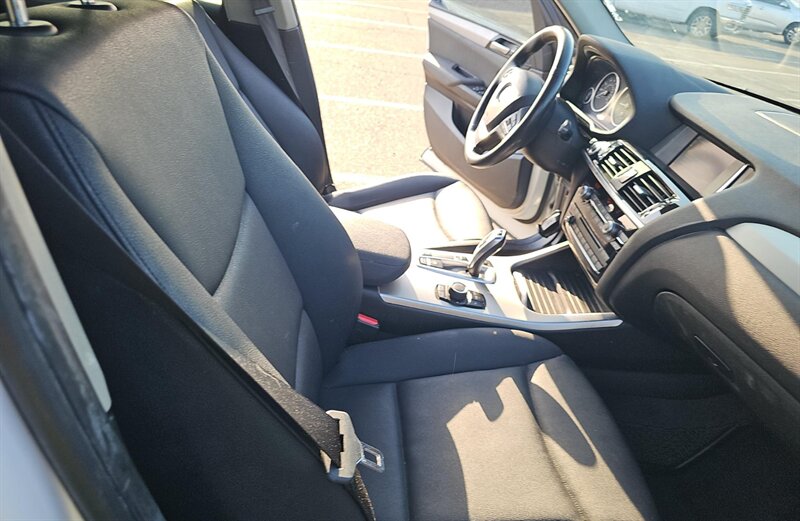 2017 BMW X3 sDrive28i - Photo 14 - San Diego, CA 92154