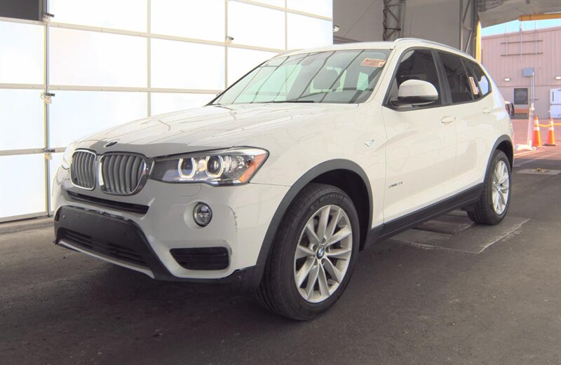 2017 BMW X3 sDrive28i - Photo 5 - San Diego, CA 92154
