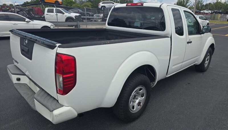 2018 Nissan Frontier S - Photo 10 - San Diego, CA 92154