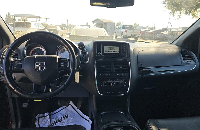 2017 Dodge Grand Caravan SXT - Photo 13 - San Diego, CA 92154