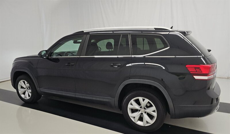 2018 Volkswagen Atlas V6 SE 4Motion - Photo 11 - San Diego, CA 92154