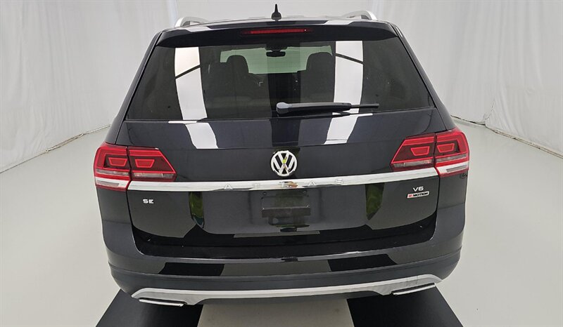 2018 Volkswagen Atlas V6 SE 4Motion - Photo 10 - San Diego, CA 92154