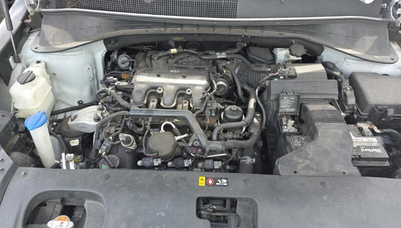 2017 Kia Sorento LX V6 - Photo 23 - San Diego, CA 92154