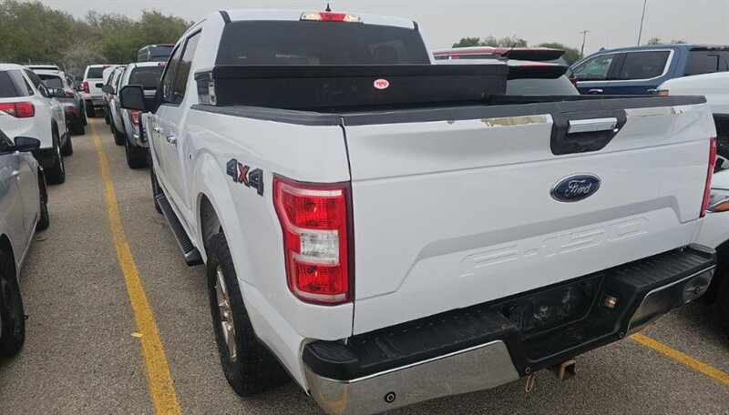 2018 Ford F-150 XLT - Photo 13 - San Diego, CA 92154