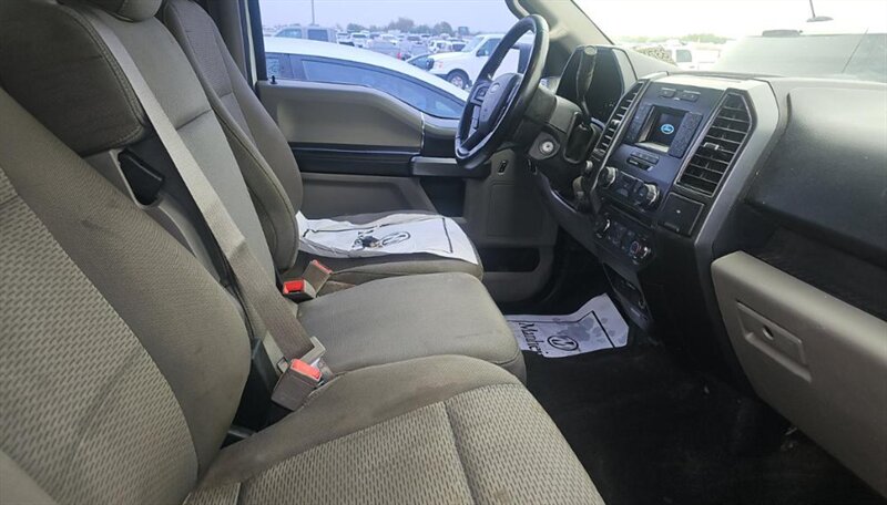 2018 Ford F-150 XLT - Photo 15 - San Diego, CA 92154