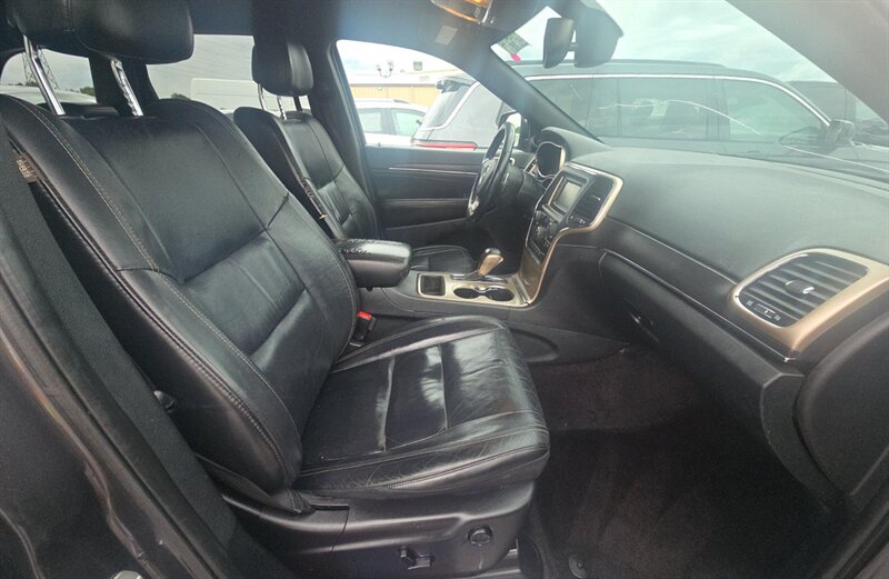2016 Jeep Grand Cherokee Limited - Photo 12 - San Diego, CA 92154