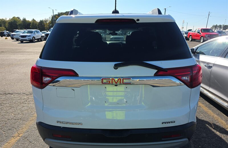 2017 GMC Acadia SLE-2 - Photo 8 - San Diego, CA 92154