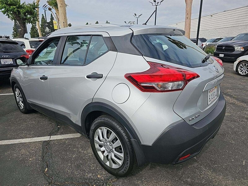 2018 Nissan Kicks SV - Photo 4 - San Diego, CA 92154