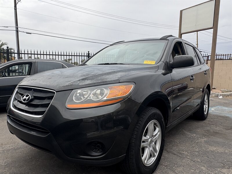 2011 Hyundai SANTA FE GLS  