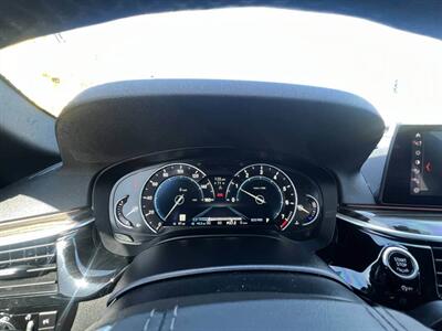 2019 BMW 5 Series 530i xDrive - Photo 16 - Inglewood, CA 90304