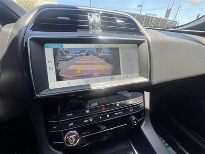 2019 Jaguar F-PACE 25t Premium   - Photo 21 - Inglewood, CA 90304