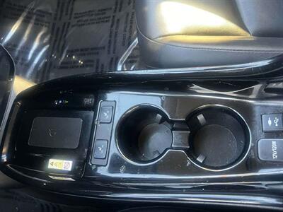 2020 Toyota Prius XLE - Photo 8 - Inglewood, CA 90304