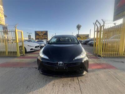 2020 Toyota Prius XLE - Photo 2 - Inglewood, CA 90304