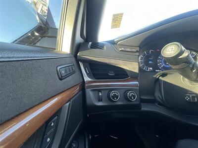 2018 Cadillac Escalade Luxury - Photo 18 - Inglewood, CA 90304