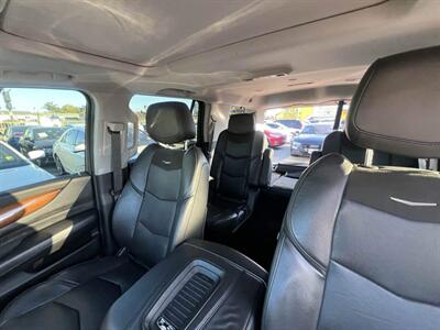 2018 Cadillac Escalade Luxury - Photo 11 - Inglewood, CA 90304