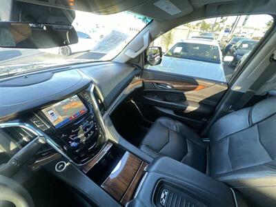 2018 Cadillac Escalade Luxury - Photo 15 - Inglewood, CA 90304