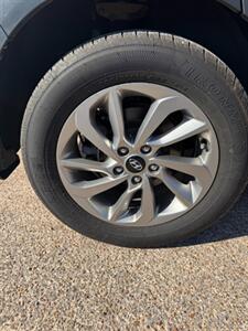 2017 Hyundai TUCSON SE   - Photo 8 - Savannah, TN 38372-9999