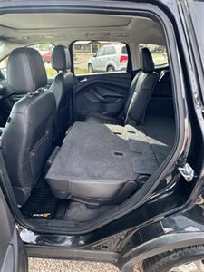 2014 Ford Escape Titanium   - Photo 17 - Savannah, TN 38372-9999