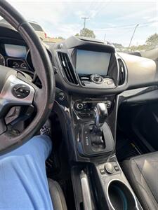 2014 Ford Escape Titanium   - Photo 7 - Savannah, TN 38372-9999