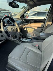 2017 Buick Enclave Premium - Photo 10 - Savannah, TN 38372-9999