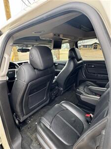 2014 GMC Acadia SLT-1   - Photo 15 - Savannah, TN 38372-9999