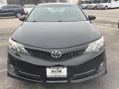 2013 Toyota Camry SE   - Photo 2 - East Dundee, IL 60118