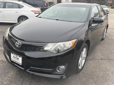 2013 Toyota Camry SE   - Photo 3 - East Dundee, IL 60118
