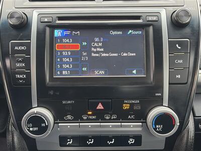 2013 Toyota Camry SE   - Photo 14 - East Dundee, IL 60118