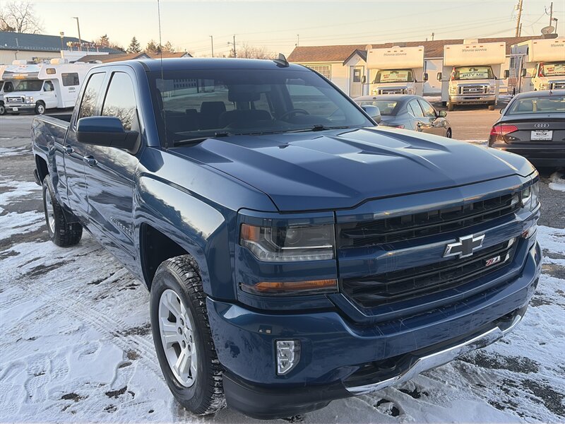 2016 Chevrolet Silverado 1500 LT Z71   - Photo 1 - East Dundee, IL 60118