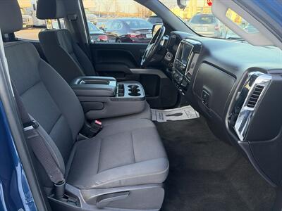 2016 Chevrolet Silverado 1500 LT Z71 - Photo 12 - East Dundee, IL 60118