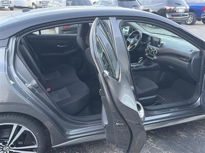 2021 Nissan Sentra SR - Photo 8 - East Dundee, IL 60118