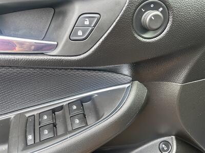 2018 Chevrolet Cruze LS - Photo 16 - East Dundee, IL 60118