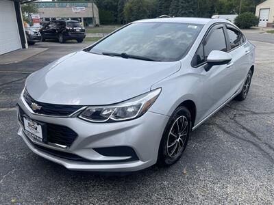 2018 Chevrolet Cruze LS - Photo 3 - East Dundee, IL 60118