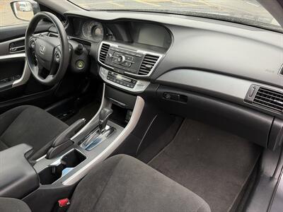 2013 Honda Accord LX-S - Photo 11 - East Dundee, IL 60118