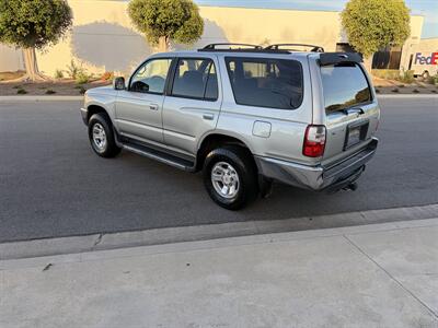 2001 Toyota 4Runner SR5  V6 Timing Belt Has Been Changed - Photo 10 - Irvine, CA 92614