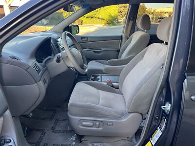 2006 Toyota Sienna LE 7 Passenger Timing Belt Has Been Replaced - Photo 12 - Irvine, CA 92614