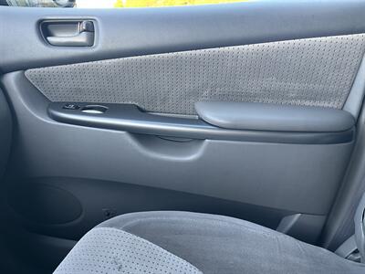 2006 Toyota Sienna LE 7 Passenger Timing Belt Has Been Replaced - Photo 19 - Irvine, CA 92614