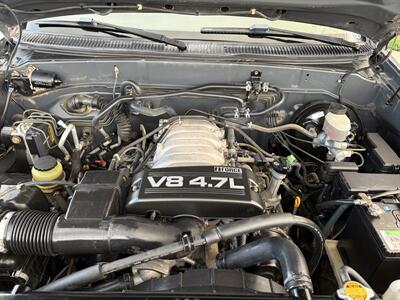 2004 Toyota Sequoia 4WD SR5  With New Timing Belt & Water Pump - Photo 33 - Irvine, CA 92614