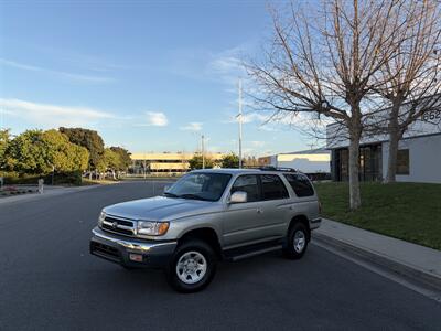 2000 Toyota 4Runner SR5 V6  With New Timing Belt And Water Pump - Photo 1 - Irvine, CA 92614