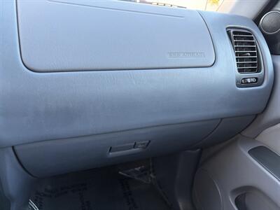 2000 Toyota 4Runner SR5 V6  With New Timing Belt And Water Pump - Photo 19 - Irvine, CA 92614