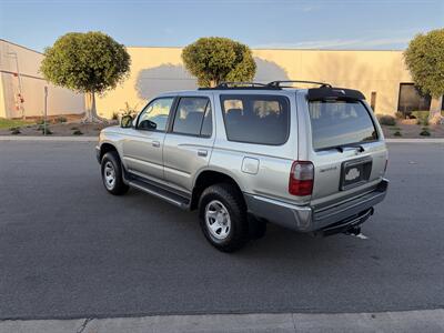 2000 Toyota 4Runner SR5 V6  With New Timing Belt And Water Pump - Photo 10 - Irvine, CA 92614