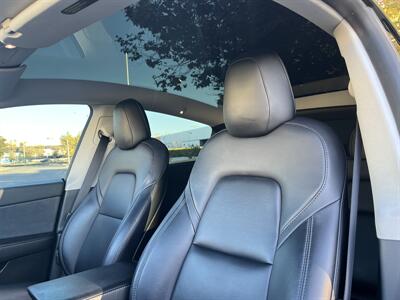 2021 Tesla Model Y Performance AWD  Dual Motor With Navigation, Back Up Camera And Leather - Photo 18 - Irvine, CA 92614