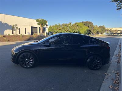 2021 Tesla Model Y Performance AWD  Dual Motor With Navigation, Back Up Camera And Leather - Photo 9 - Irvine, CA 92614