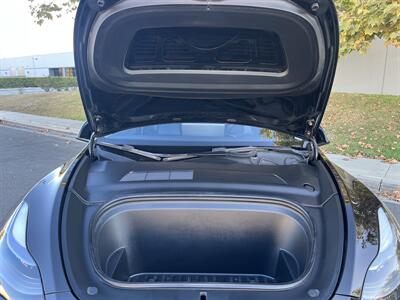 2021 Tesla Model Y Performance AWD  Dual Motor With Navigation, Back Up Camera And Leather - Photo 14 - Irvine, CA 92614