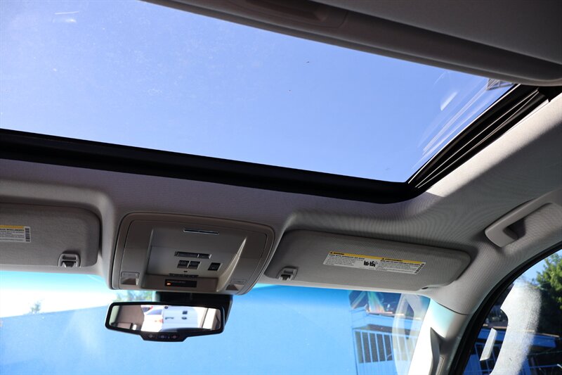 2015 GMC Sierra 1500 Denali - Photo 10 - Arleta, CA 91331