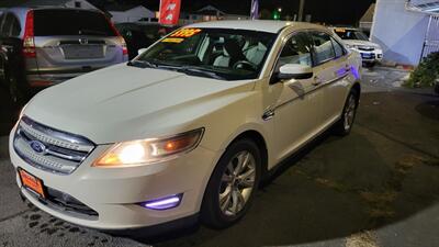 2010 Ford Taurus SEL Sedan