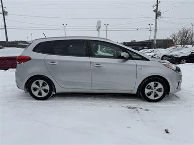 2015 Kia Rondo LX - Photo 4 - Edmonton, AB T5S 1R1