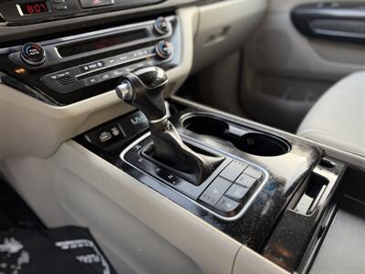 2015 Kia Sedona EX *ONE OWNER, NO ACCIDENTS* - Photo 11 - Edmonton, AB T5S 1R1